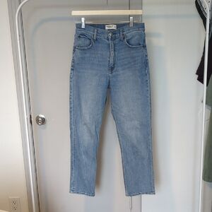 Abercrombie & Fitch Curve Love Ankle Straight Jeans